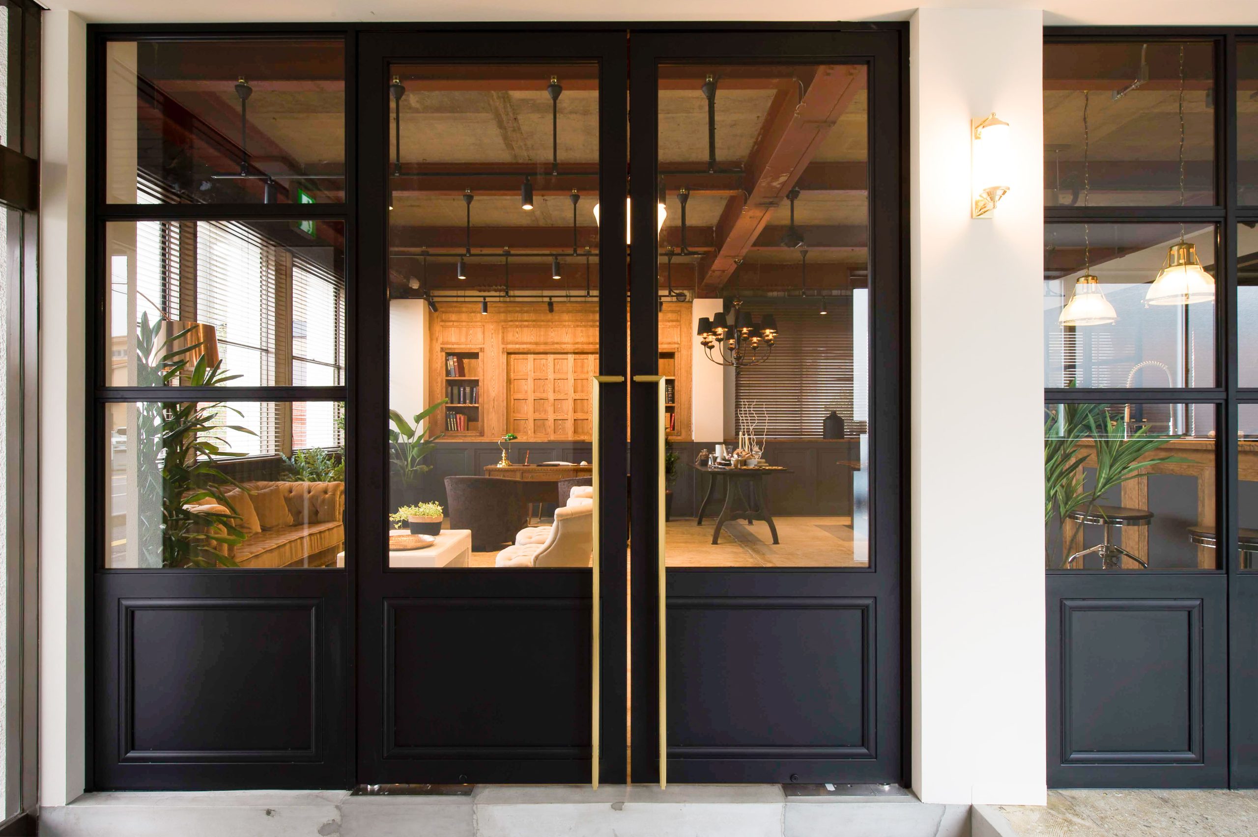 RENOVATION OF THE DESIGN HOTEL FEELING