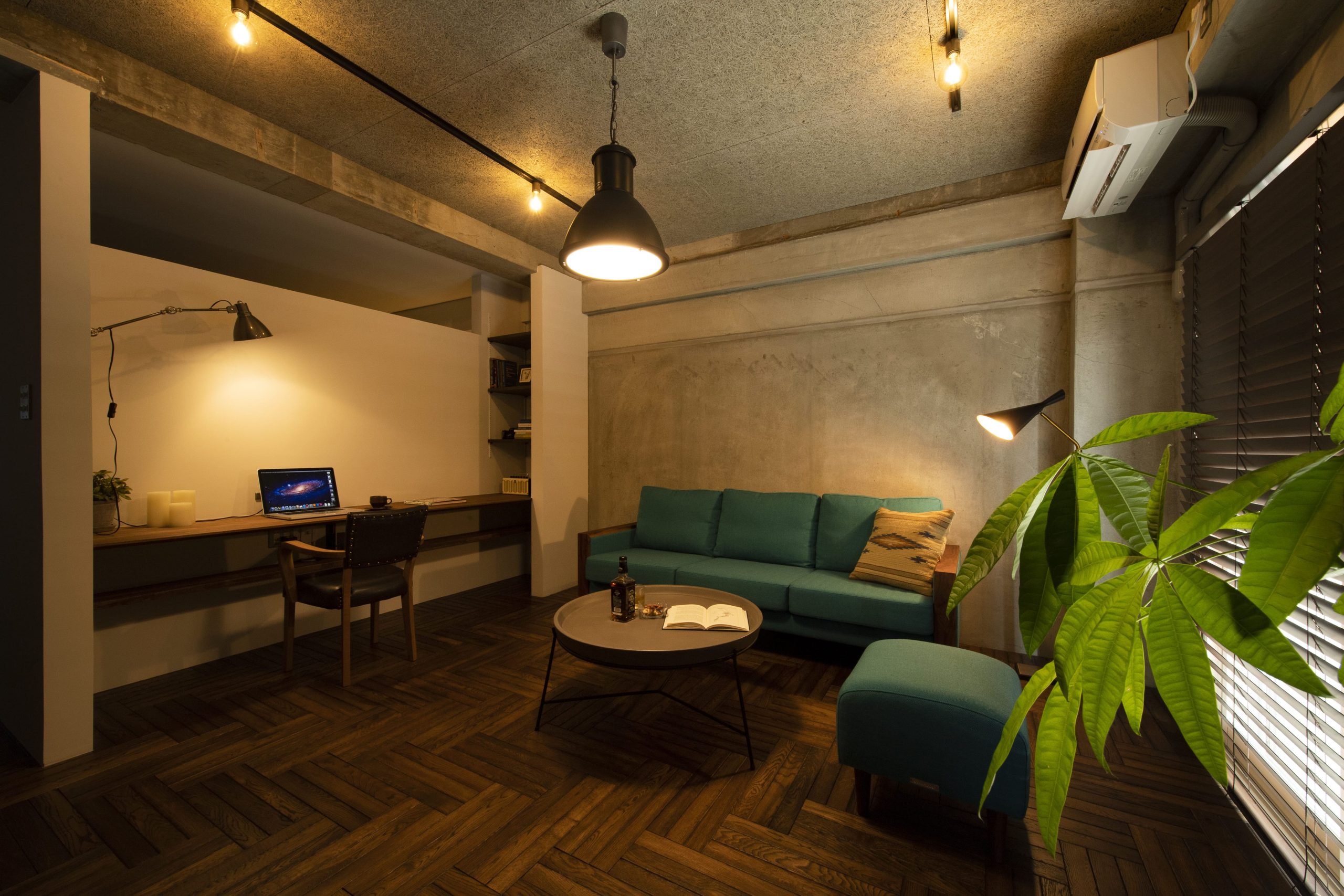 わくわく。隠れ家に住まう。