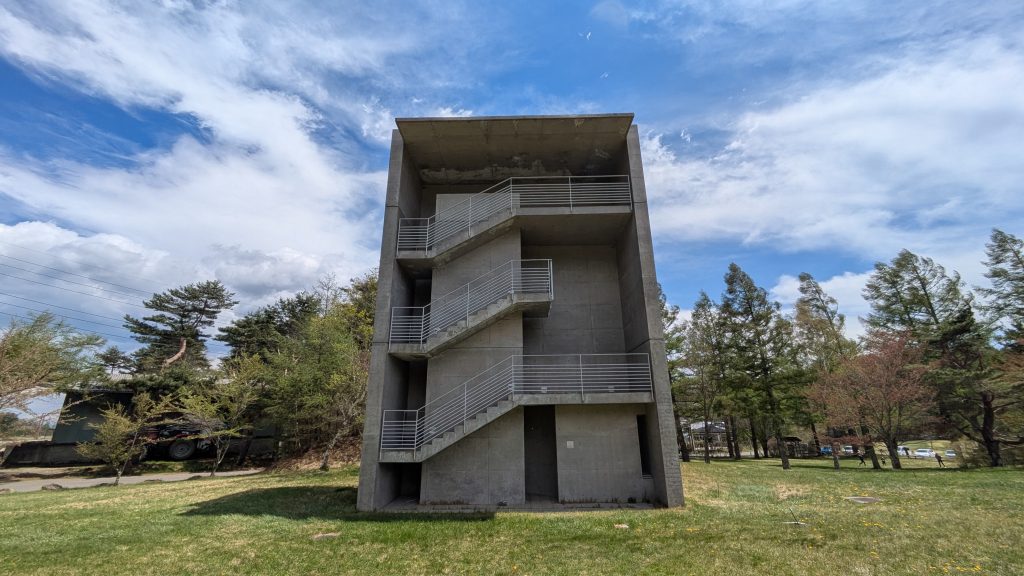 小海町高原美術館展望台