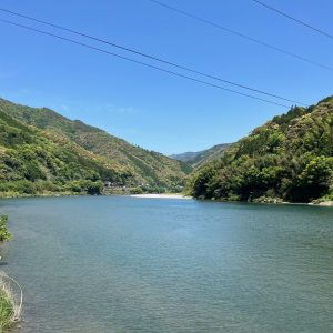 高知の川と山