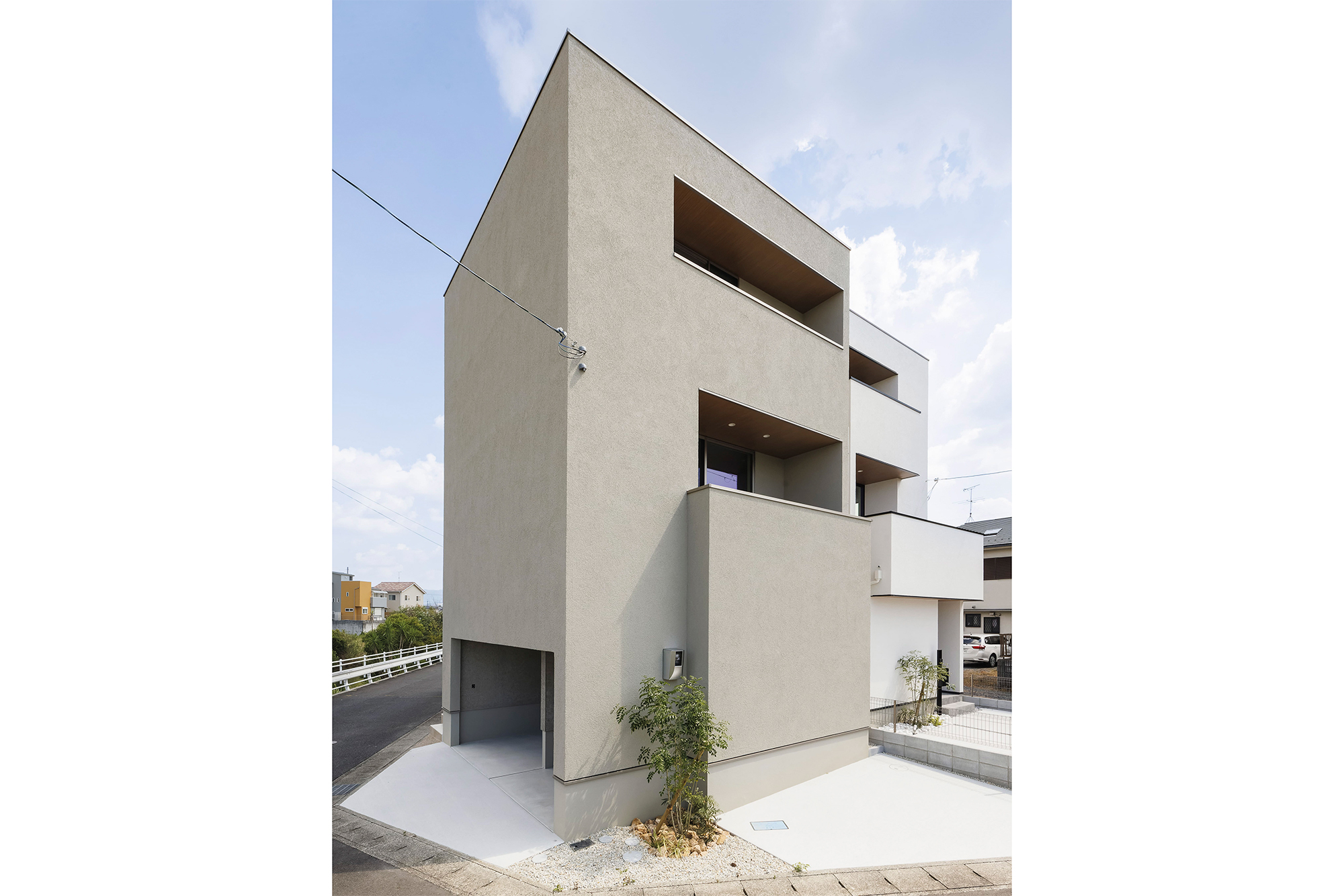 3階建ての住まいから琵琶湖を望む暮らし