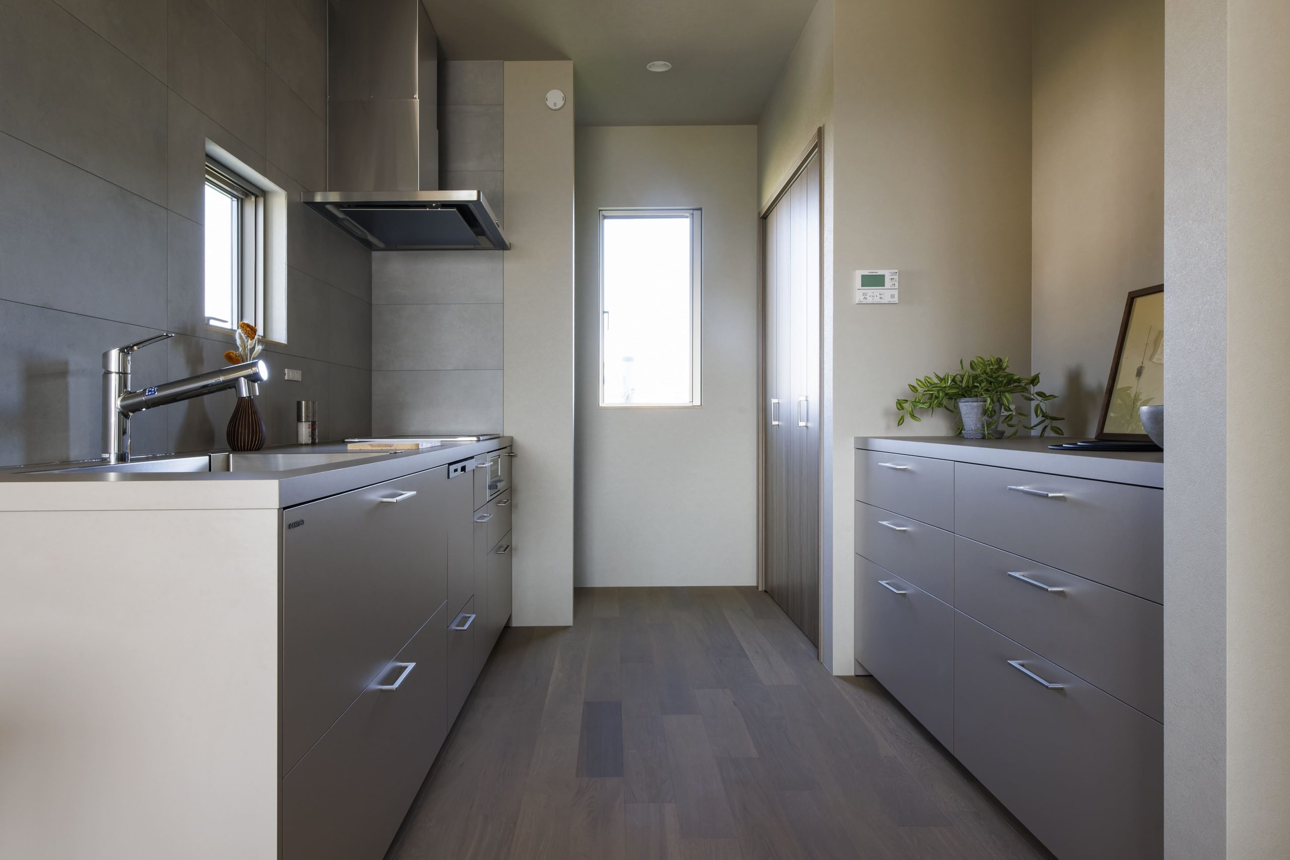 3階建ての住まいから琵琶湖を望む暮らし