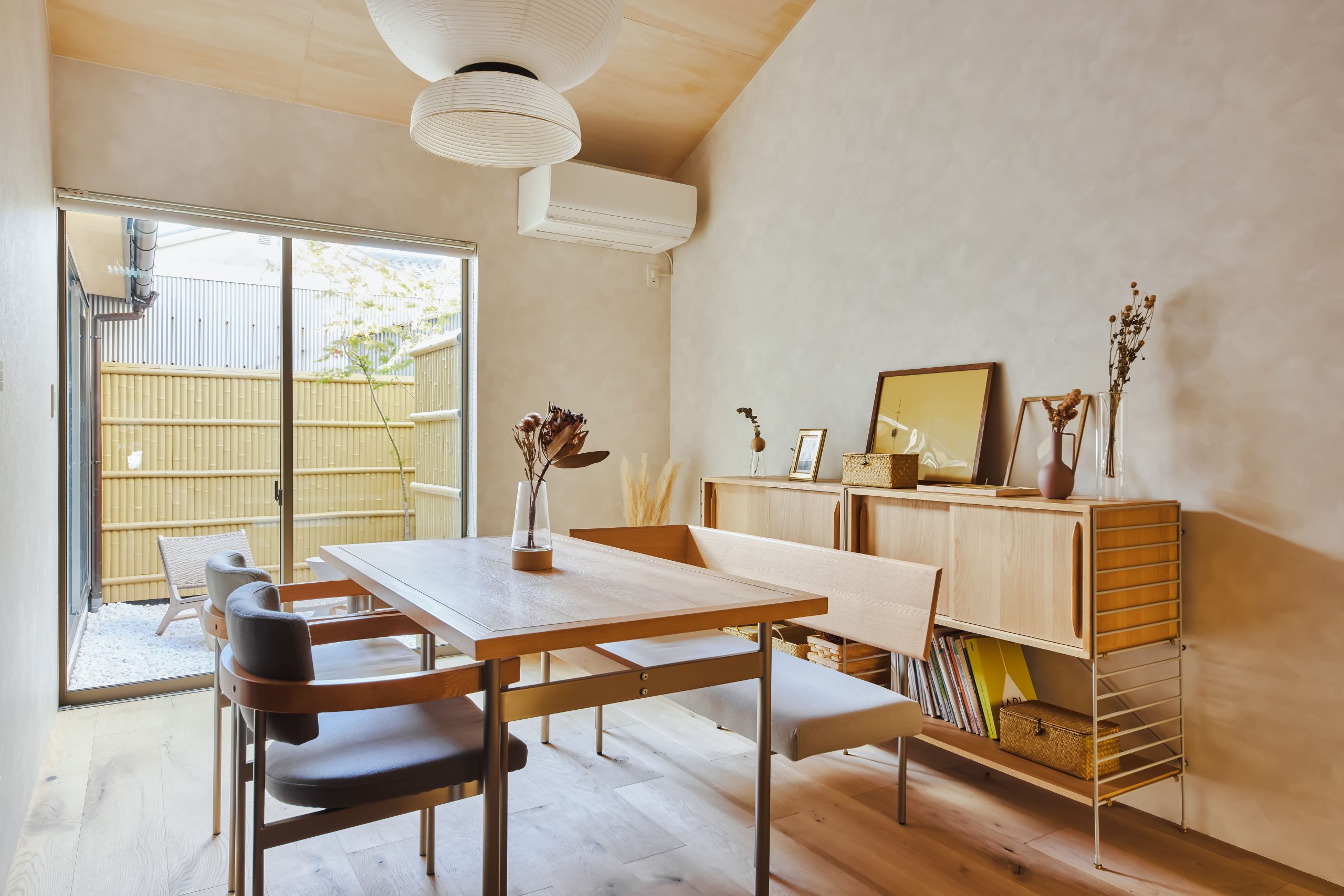 京都の町家を現代のデザインでフルリノベーション