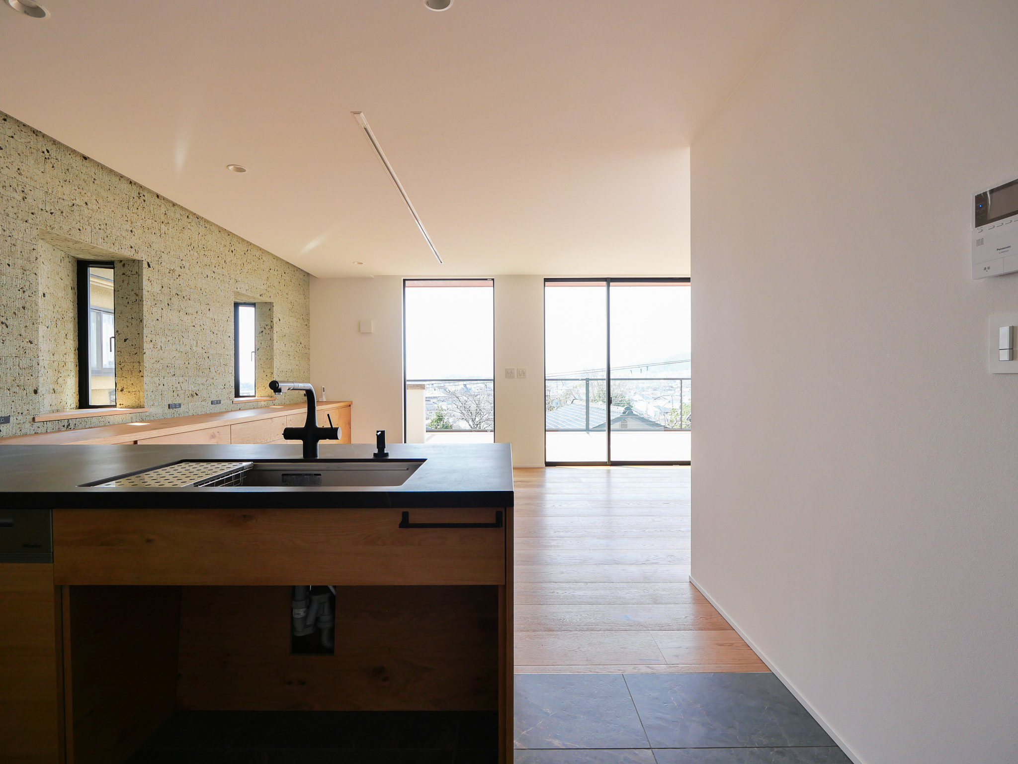 木造とRC造ミックスの戸建リノベーション