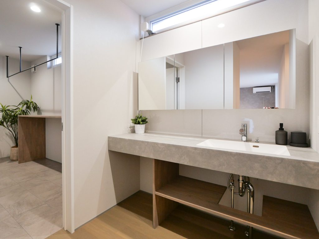 平屋　滋賀県　彦根市　ハイスタッド　ハイドア　ハイサッシ　収納　家事動線