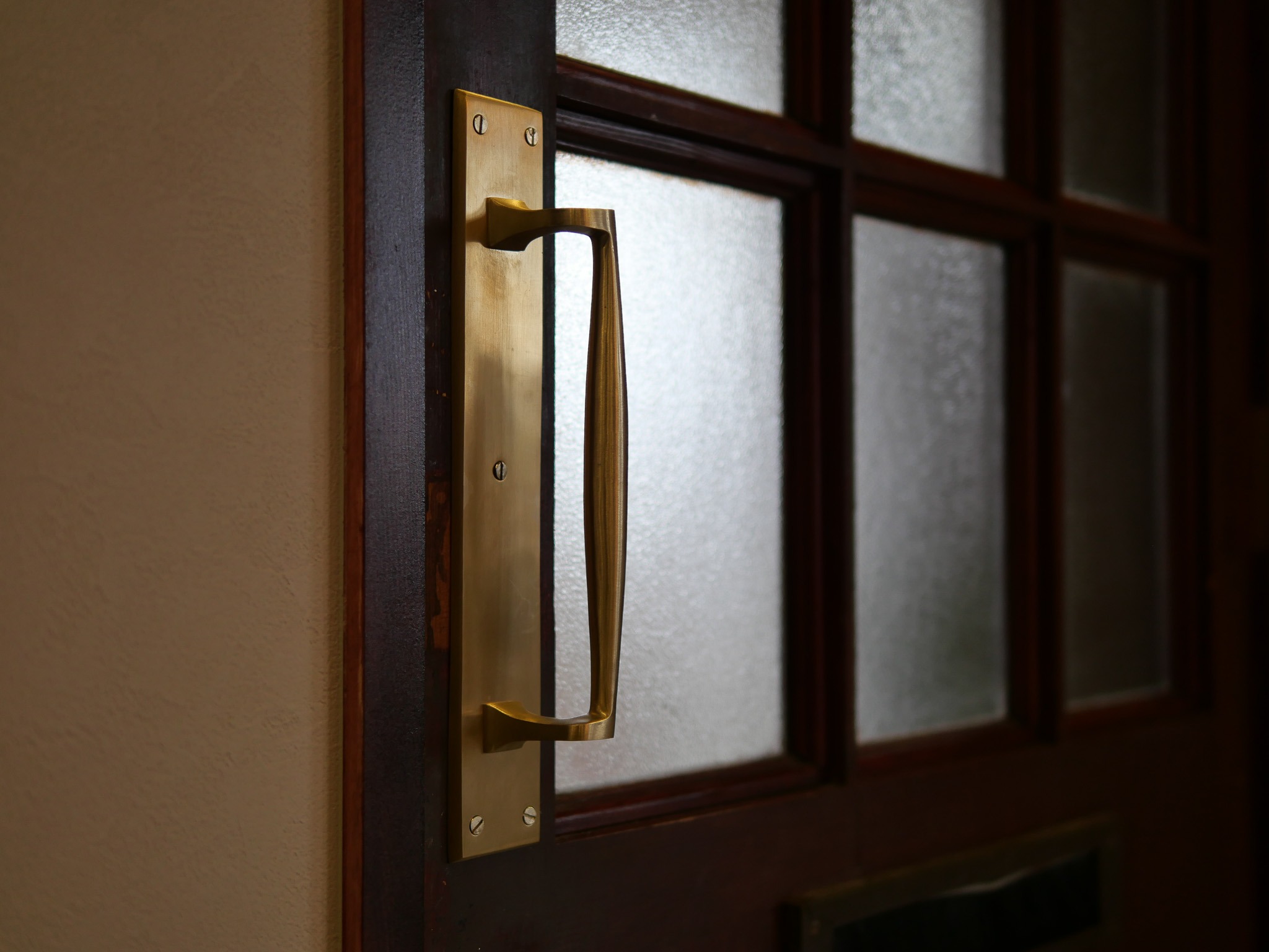 ビルの中、隠れ家のような美容室